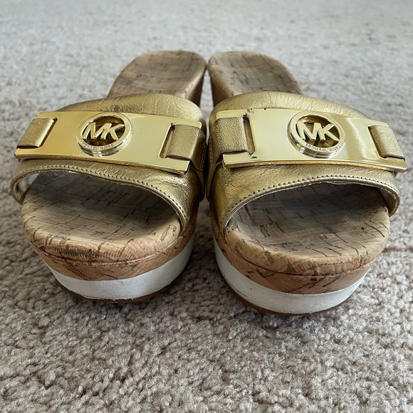 Michael Kors Warren Metallic Gold Wedges Size 6.5M - Picture 7 of 8